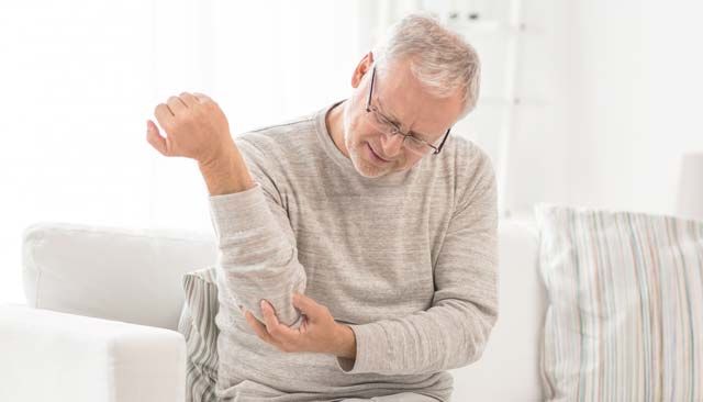 The effect of glucosamine supplementation on peopl...